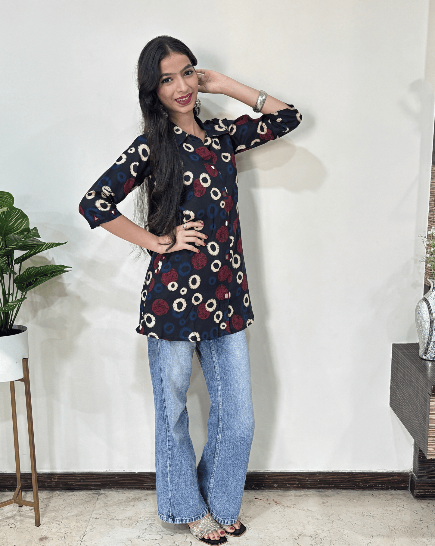 Shriya Geomertic Ajrakh short kruti