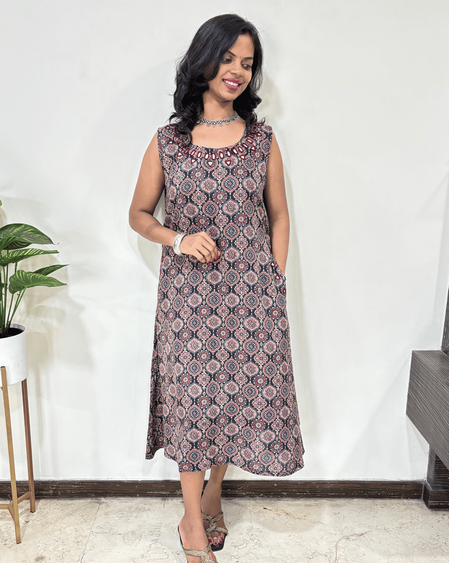 Tamannah Rayon Ajrakh A-line Sleeveless Kurti