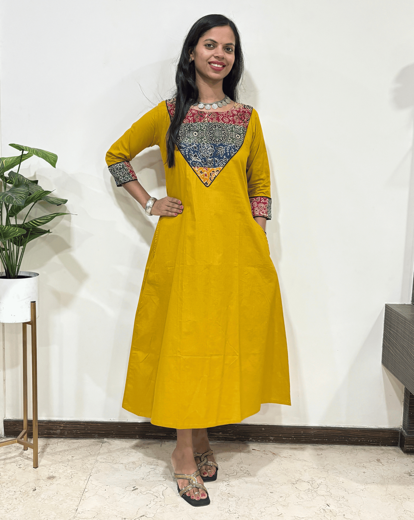 Tapsi Mashru Panel Ajrakh Kurti
