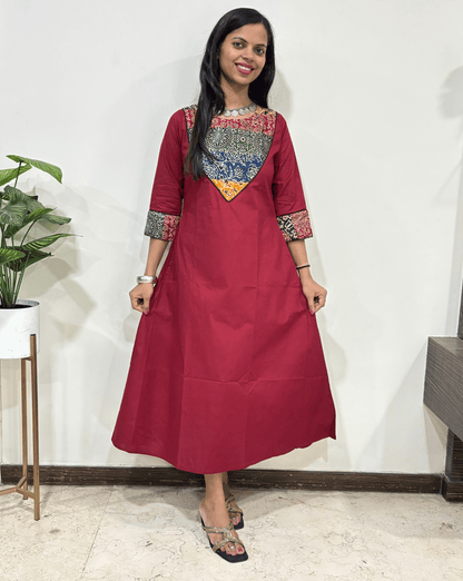 Tapsi Mashru Panel Ajrakh Kurti