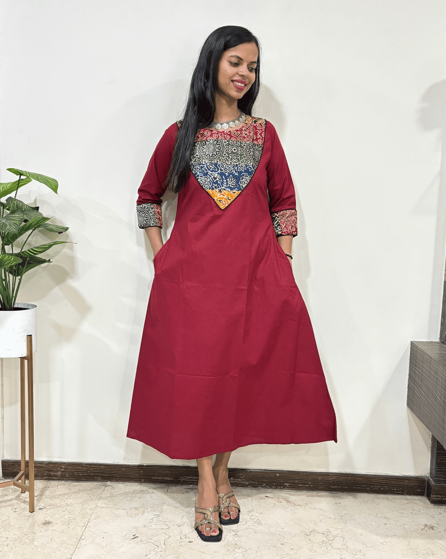 Tapsi Mashru Panel Ajrakh Kurti