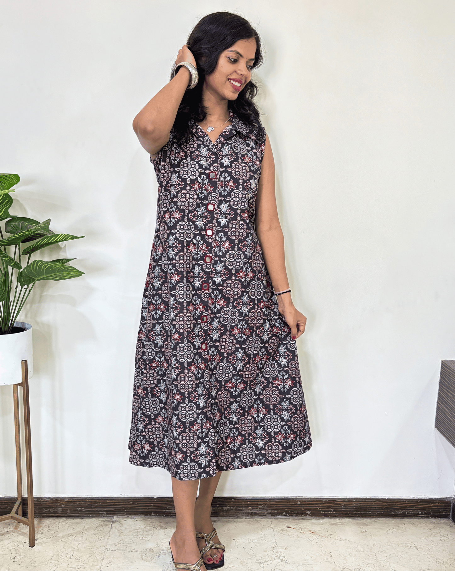 Kiara Floral Sleeveless Long Kurti