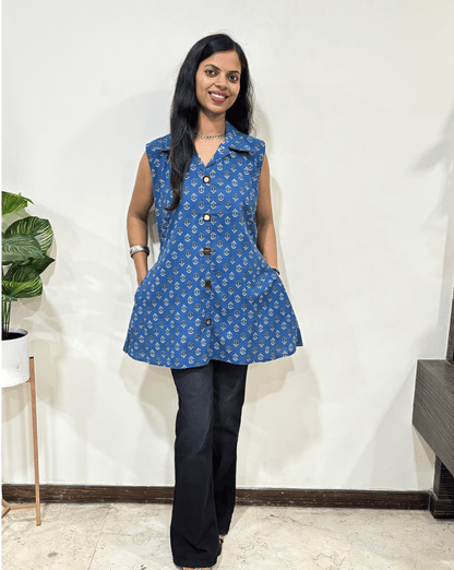 Kiara Floral Sleeveless Short Kurti