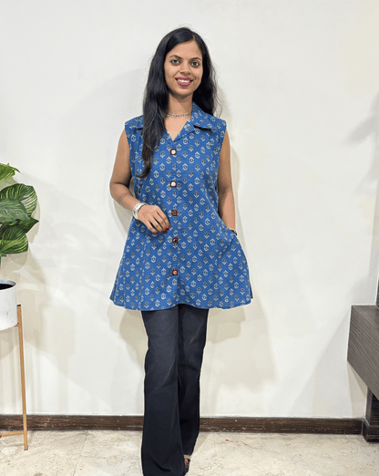 Kiara Floral Sleeveless Short Kurti