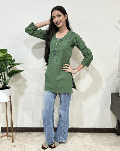 Sanaya Plain Dabu Short Kurti