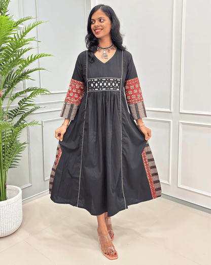 Jasmine Handblock Long Kurti