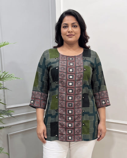Rashmika Plus Size Ajarkh Short Kurti