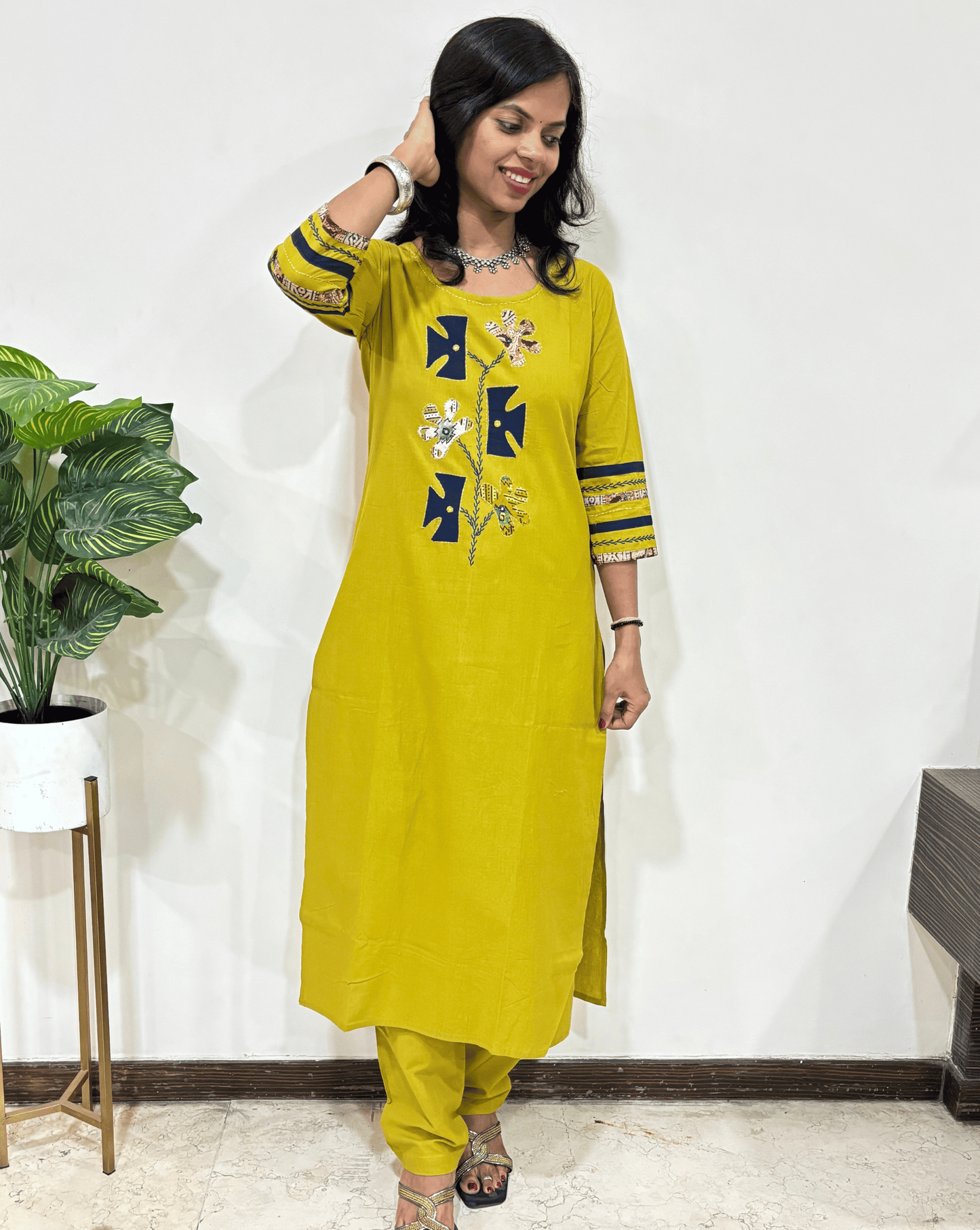 Kiyana Applique-work Cotton Co-ord Set