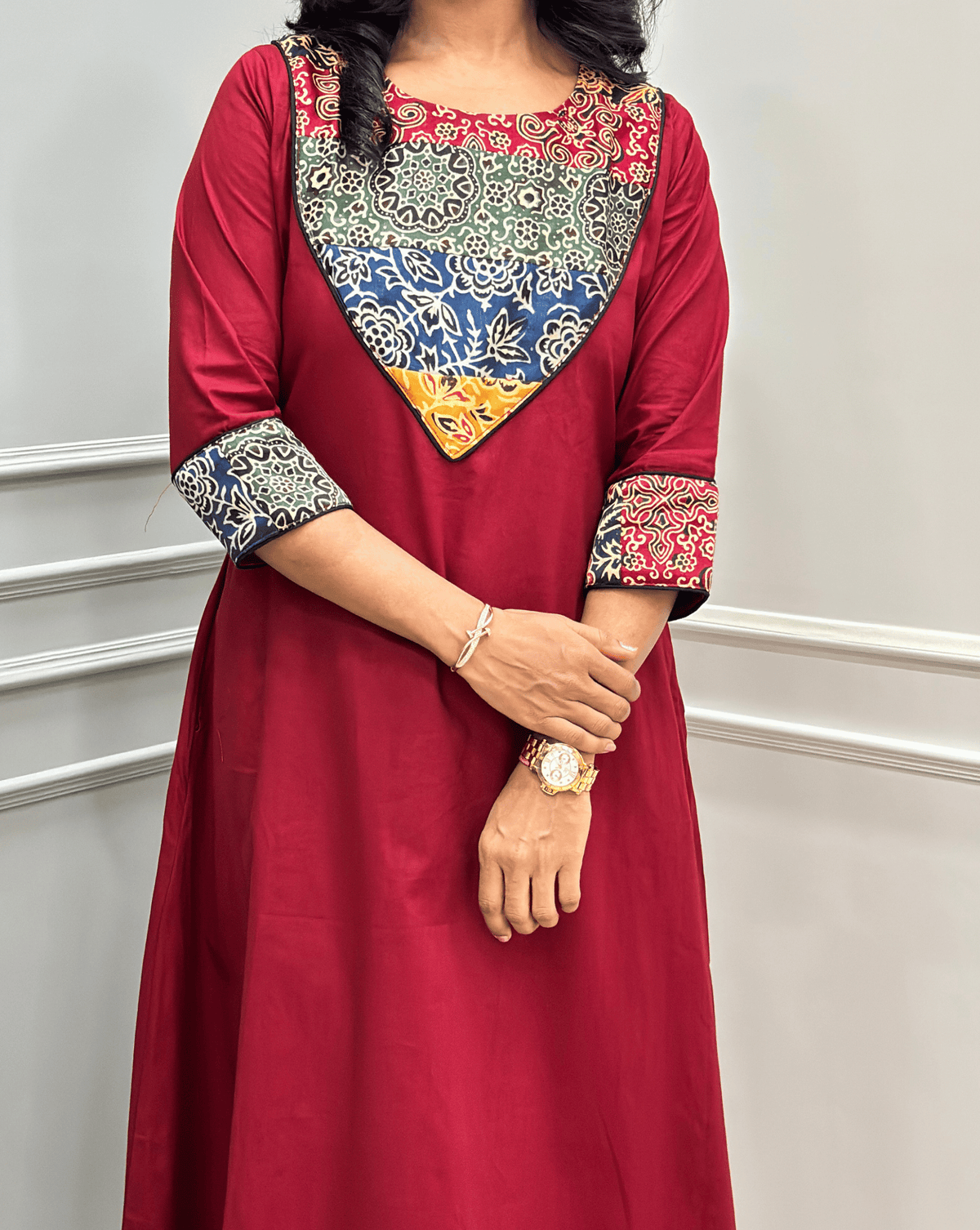 Tapsi Mashru Panel Ajrakh Kurti