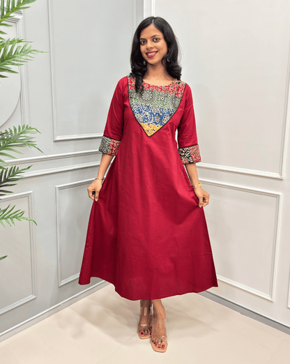 Tapsi Mashru Panel Ajrakh Kurti