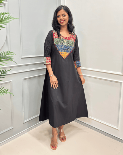 Tapsi Mashru Panel Ajrakh Kurti