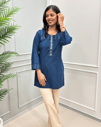 Sanaya Solid Cotton Short Kurti